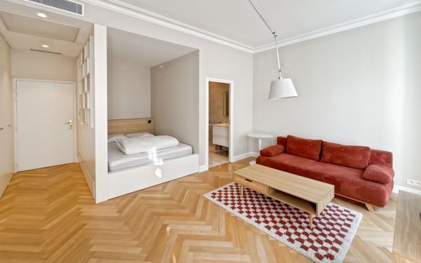 Appartement à louer    1 pièce • 32,11 m2 Nice