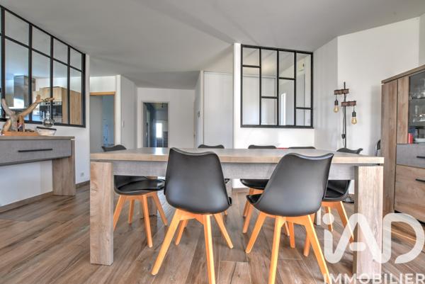 Maison à vendre 6 pièces 137 m² Saint-Léonard-de-Noblat