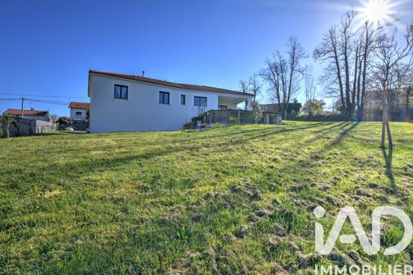 Maison à vendre 6 pièces 137 m² Saint-Léonard-de-Noblat