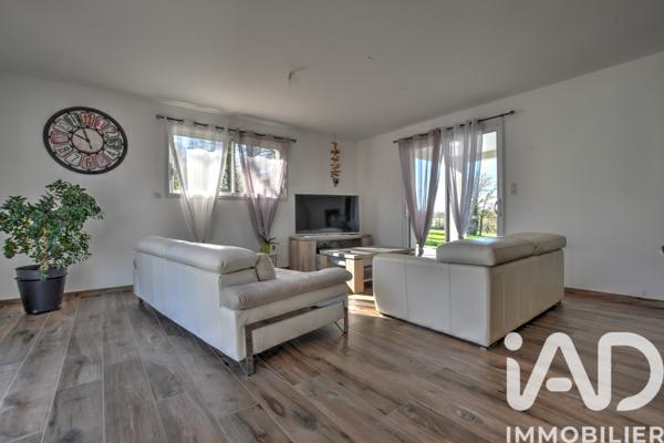 Maison à vendre 6 pièces 137 m² Saint-Léonard-de-Noblat