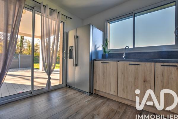 Maison à vendre 6 pièces 137 m² Saint-Léonard-de-Noblat