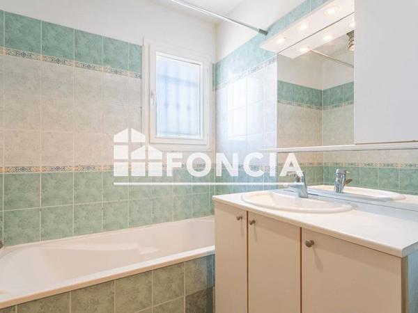 À vendre Maison 4 pièces 75.07 m² - Hyères 83400