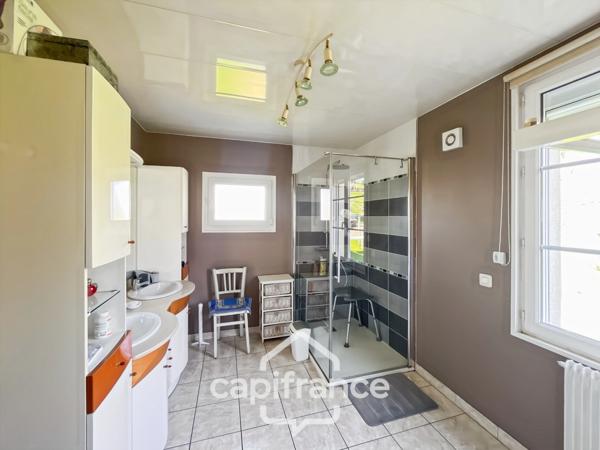 Maison de 5 pièces, 145m² et 67795 m² de terrain