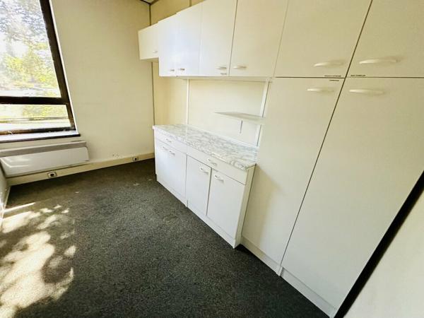 BUREAUX à LOUER de 118.5 m²