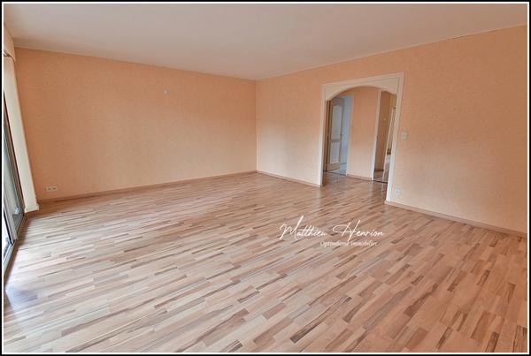 ÉVREUX CENTRE – APPARTEMENT LUMINEUX DE 98 M² AVEC 3 CHAMBRES, BALCON ET ASCENSEUR - vente interactive