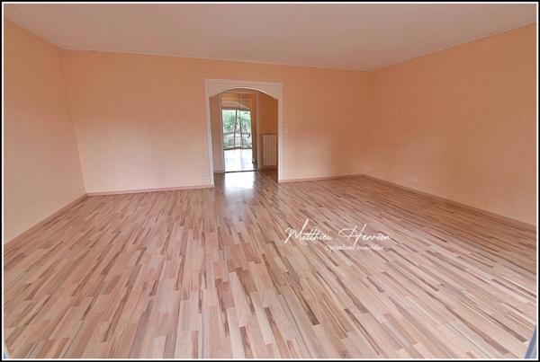 ÉVREUX CENTRE – APPARTEMENT LUMINEUX DE 98 M² AVEC 3 CHAMBRES, BALCON ET ASCENSEUR - vente interactive