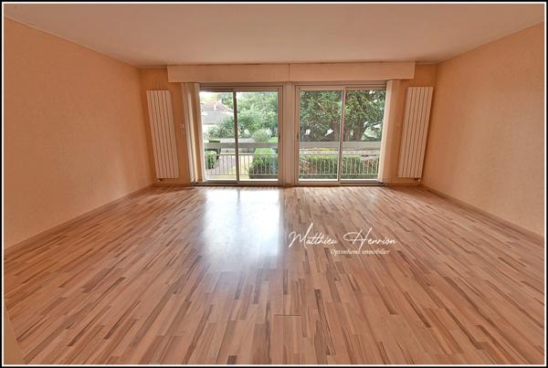 ÉVREUX CENTRE – APPARTEMENT LUMINEUX DE 98 M² AVEC 3 CHAMBRES, BALCON ET ASCENSEUR - vente interactive