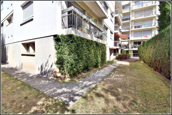 ÉVREUX CENTRE – APPARTEMENT LUMINEUX DE 98 M² AVEC 3 CHAMBRES, BALCON ET ASCENSEUR - vente interactive