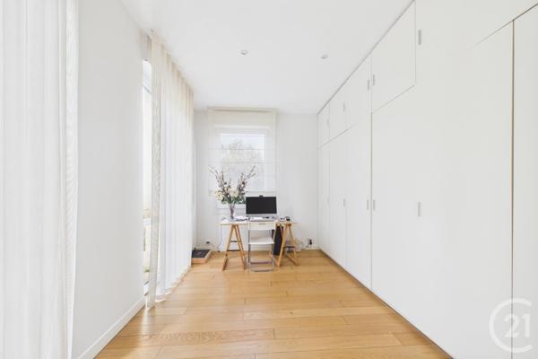 Maison à vendre  8 pièces - 257,83 m2 EYSINES - 33