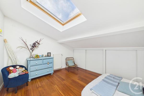 Maison à vendre  8 pièces - 257,83 m2 EYSINES - 33