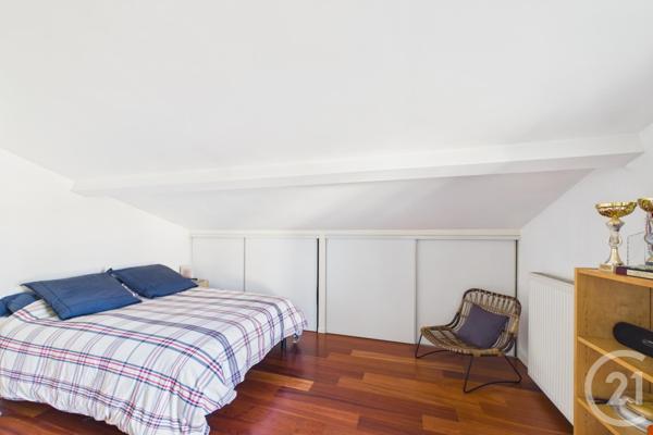 Maison à vendre  8 pièces - 257,83 m2 EYSINES - 33