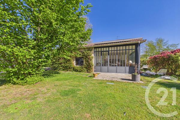 Maison à vendre  8 pièces - 257,83 m2 EYSINES - 33