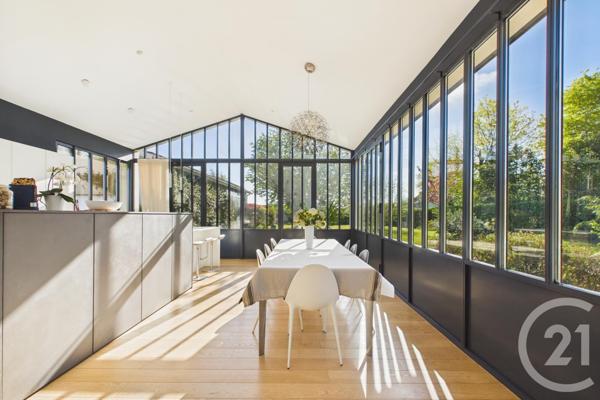 Maison à vendre  8 pièces - 257,83 m2 EYSINES - 33