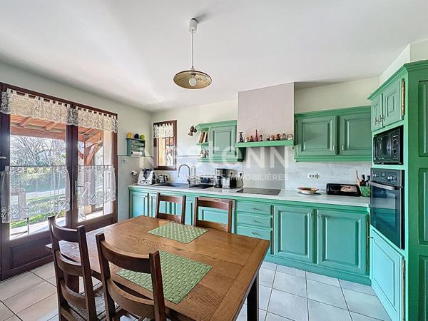 A vendre Maison Auterive 6 chambres 188 m2 avec Piscine et Garage