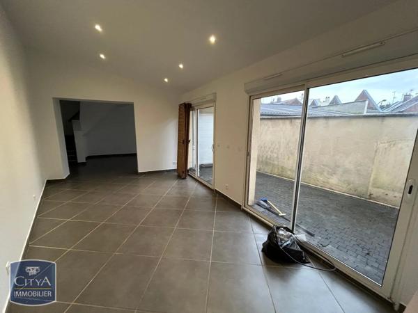 Appartement à louer 4 pièces 101.3m²