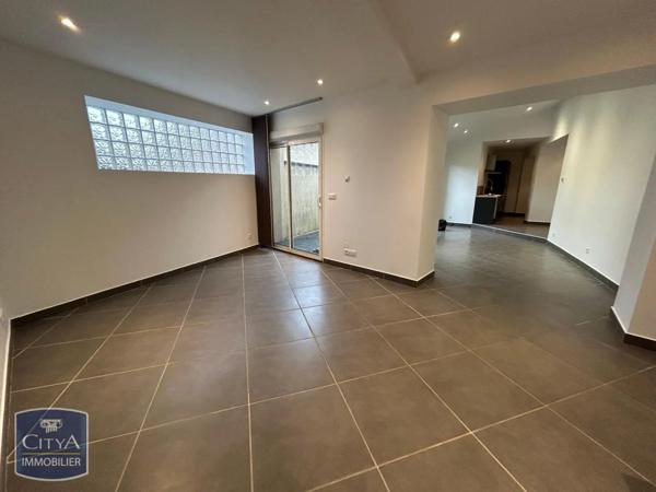Appartement à louer 4 pièces 101.3m²