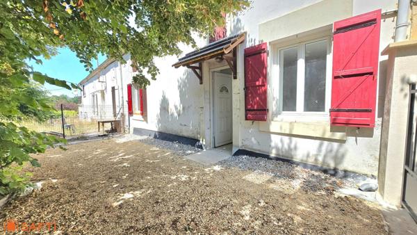 Maison de plain-pied mitoyenne 2 pièces 40 m² avec jardin