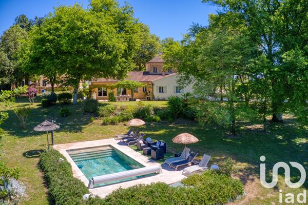 Maison à vendre 4 pièces 158 m² Sarlat-la-Canéda