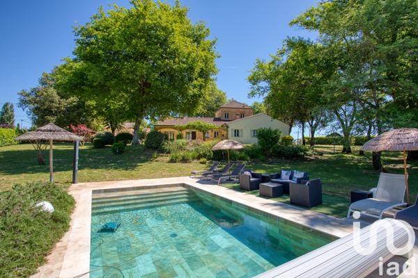 Maison à vendre 4 pièces 158 m² Sarlat-la-Canéda