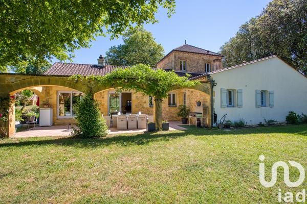Maison à vendre 4 pièces 158 m² Sarlat-la-Canéda