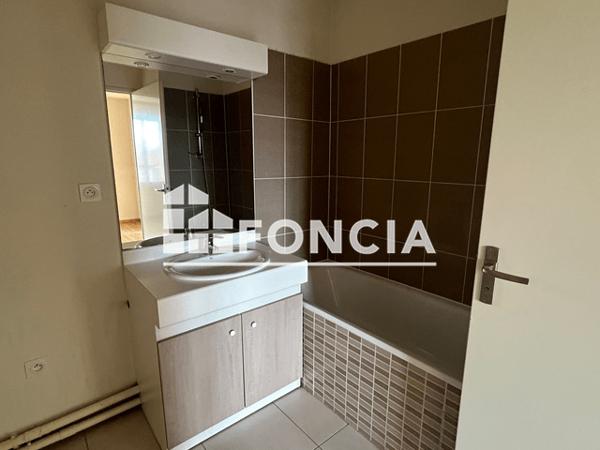 Location Appartement 2 pièces 41.59 m² - 11 RUE DE MARQUISAT Le Teich 33470