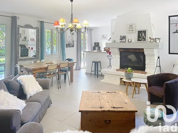 Maison à vendre 5 pièces 92 m² Cheval-Blanc