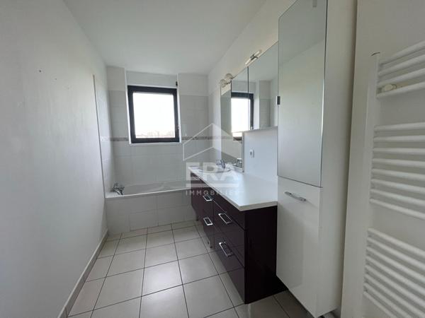 Appartement 3 chambres balcon vue sur le port. Le Grand Large