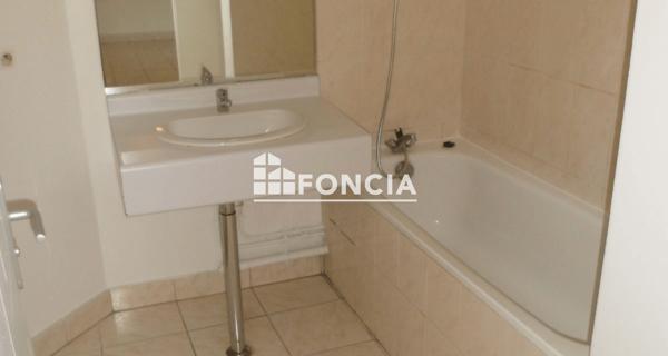 Location Studio 36 m² - Asnières-sur-seine 92600