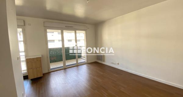 Location Appartement 2 pièces 45.5 m² - Châtenay-malabry 92290