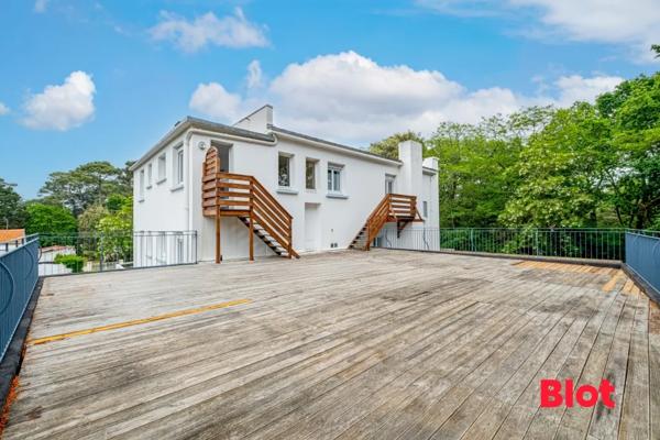 Immeuble 33 pièce(s)