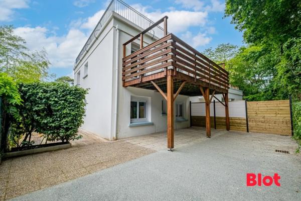 Immeuble 33 pièce(s)
