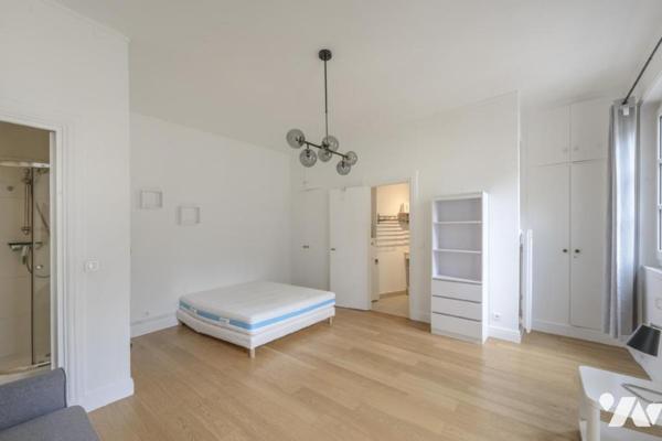 Notaire vend studio 28,43 m²