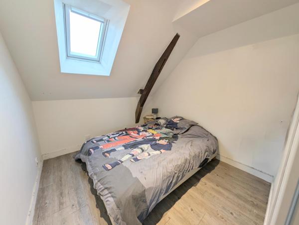 Charmante maison rénovée avec goût - 3 chambres - jardin - hangard