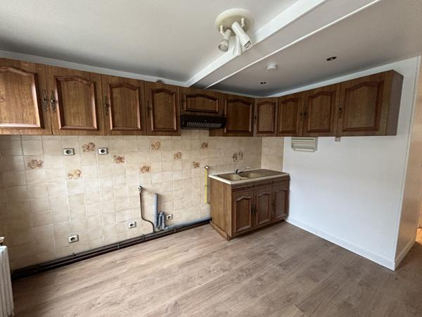 Le Bourget : à louer maisons 39.18 M2 en lot avant