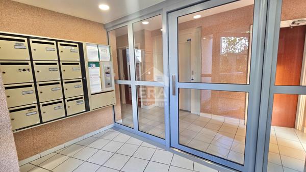 APPARTEMENT 2 PIÈCES 50M² À VIRY-CHÂTILLON, JARDIN PRIVATIF ET CALME