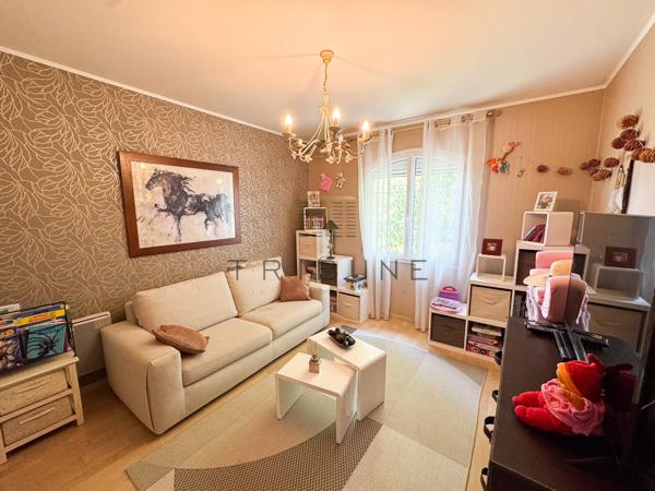 Maison 4 pièce(s) 3 chambre(s) 130 m²