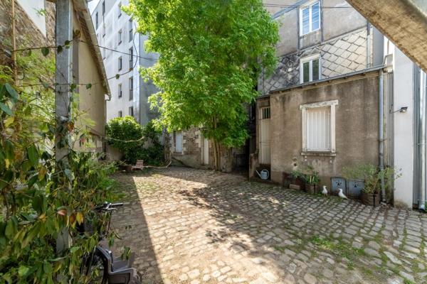 Nantes Viarme – T2 meublé de caractère