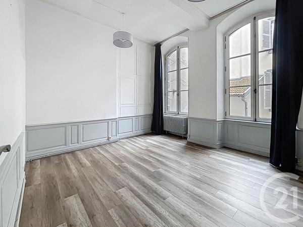 Appartement F3 à vendre  3 pièces - 74,80 m2 RIOM - 63