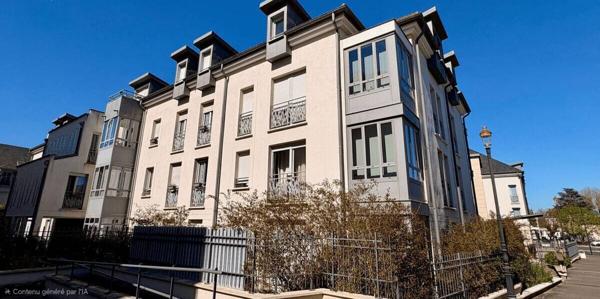 Appartement 5 pièces à vendre à Étampes dans une résidence sécurisée avec ascenseur et place de stationnement couverte, idéalement situé à la collégiale.