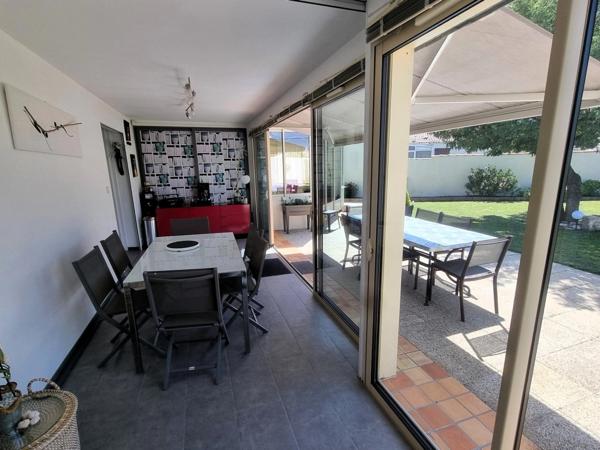 DOLUS D'OLERON (17), Superbe demeure contemporaine 11 pièces 236m² dont 191m² habitable terrain clos murs 677m²