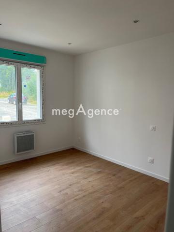 Maison à LE GENEST-SAINT-ISLE, 53940 - 4 pièces 90m²