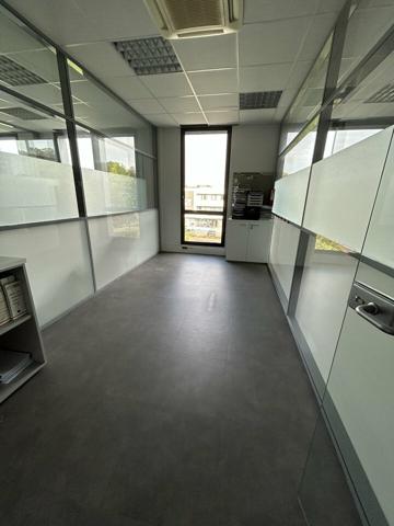 BUREAUX à LOUER de 326 m²