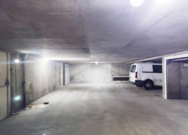 Stationnement à vendre    Paris 19