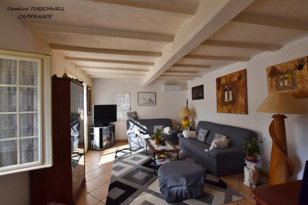 CAVALAIRE SUR MER (83) - EXCELLENT EMPLACEMENT - MAISON PRINCIPALE AVEC DEPENDANCE 128 M² SUR 1230 M² DE JARDIN PAYSAGE