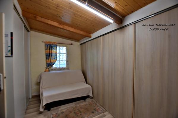 CAVALAIRE SUR MER (83) - EXCELLENT EMPLACEMENT - MAISON PRINCIPALE AVEC DEPENDANCE 128 M² SUR 1230 M² DE JARDIN PAYSAGE