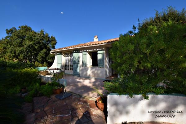 CAVALAIRE SUR MER (83) - EXCELLENT EMPLACEMENT - MAISON PRINCIPALE AVEC DEPENDANCE 128 M² SUR 1230 M² DE JARDIN PAYSAGE