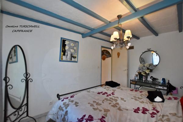 CAVALAIRE SUR MER (83) - EXCELLENT EMPLACEMENT - MAISON PRINCIPALE AVEC DEPENDANCE 128 M² SUR 1230 M² DE JARDIN PAYSAGE