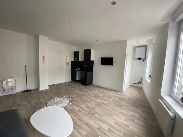 Vente Immeuble 11 pièces 225 m2 à Saint-Quentin