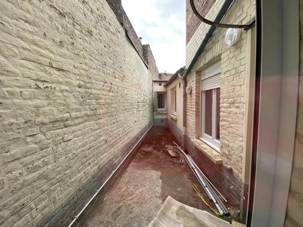Vente Immeuble 11 pièces 225 m2 à Saint-Quentin