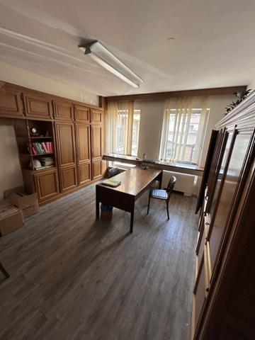 BUREAUX à VENDRE de 162.58 m²